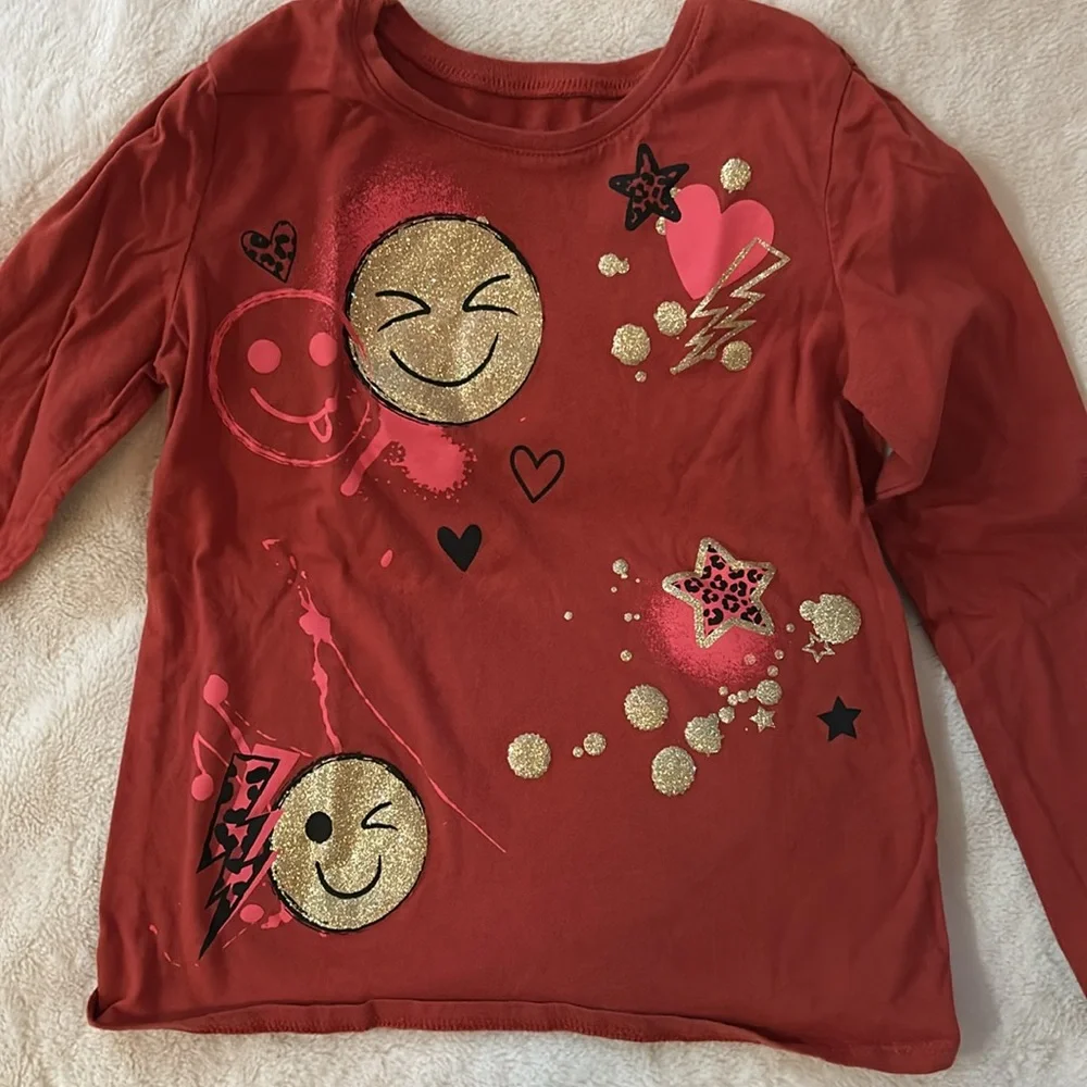The Children’s Place long sleeved tee